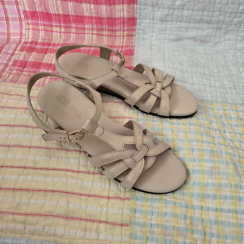 SAS Women's Light Beige Knotted Strap Sandals 10.5N